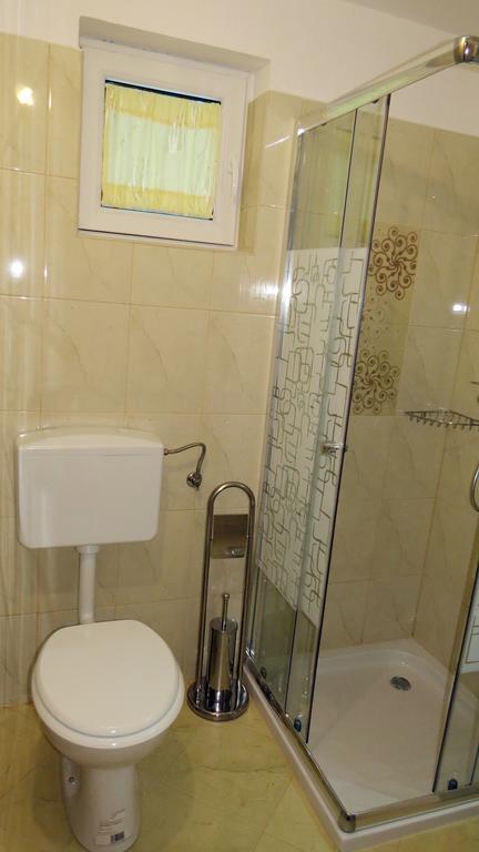 Apartma Patricija - Big Apartment For 6 تولمين المظهر الخارجي الصورة