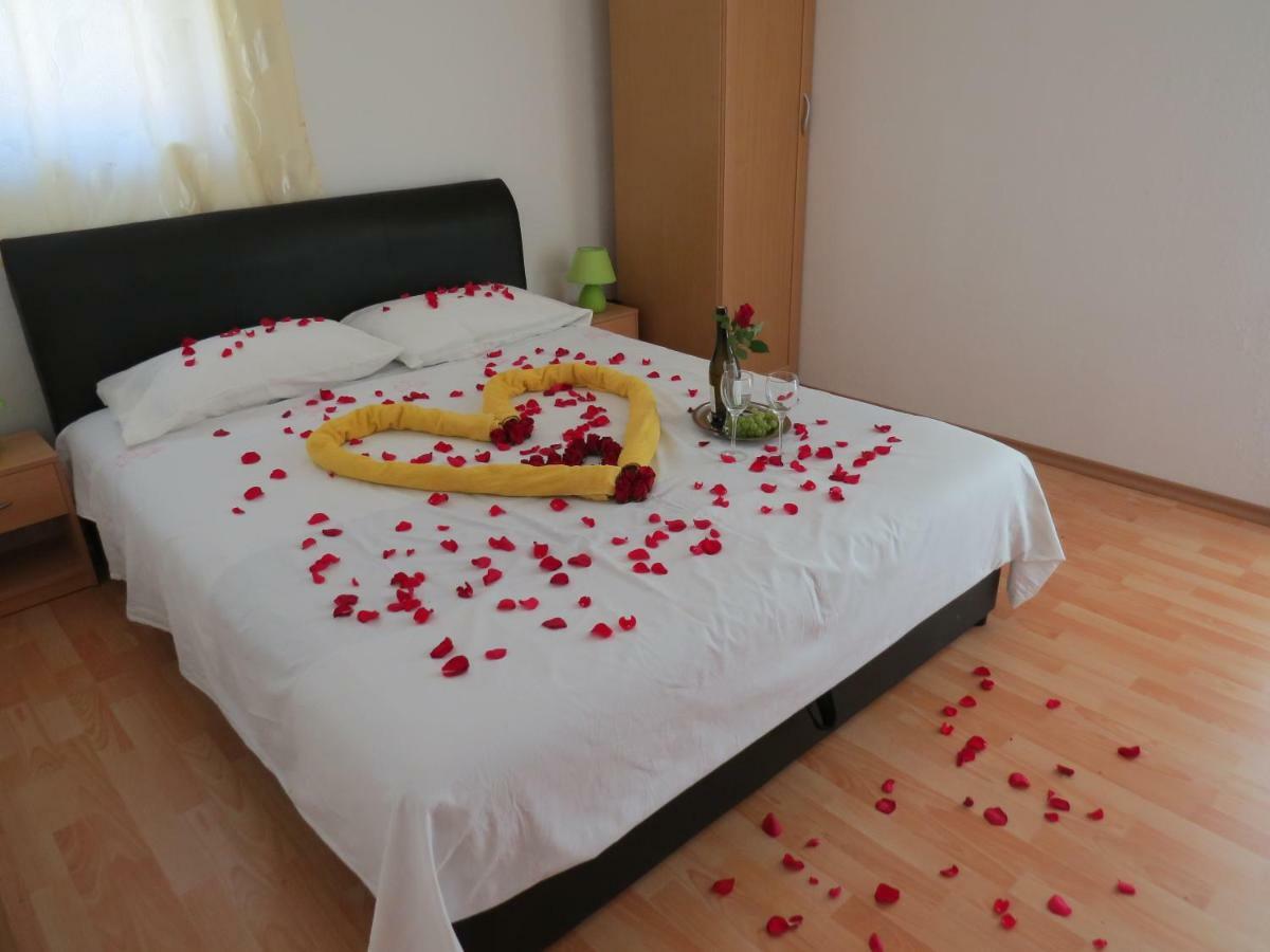 Apartma Patricija - Big Apartment For 6 تولمين المظهر الخارجي الصورة